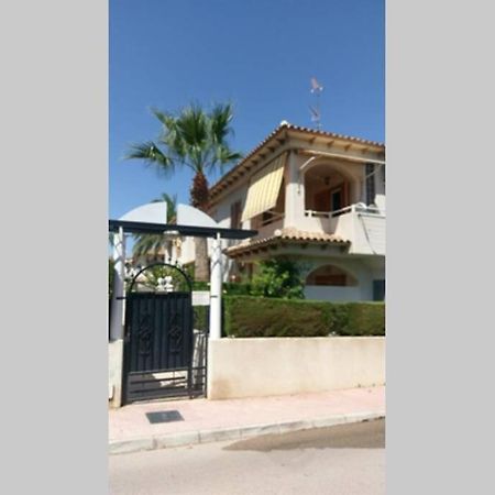 شقة La Casa De La Palmera تورّيفيِخا المظهر الخارجي الصورة