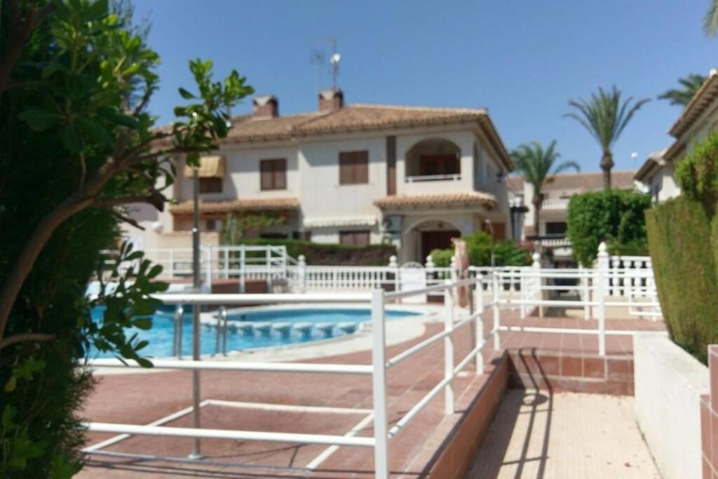شقة La Casa De La Palmera تورّيفيِخا المظهر الخارجي الصورة